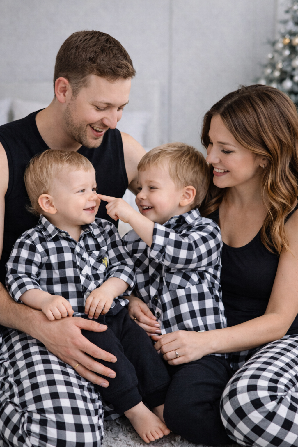 Чорно-білий піжамний Family Look
